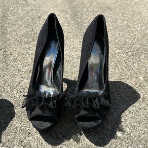 Black heels. Well loved still a lot of life size 8